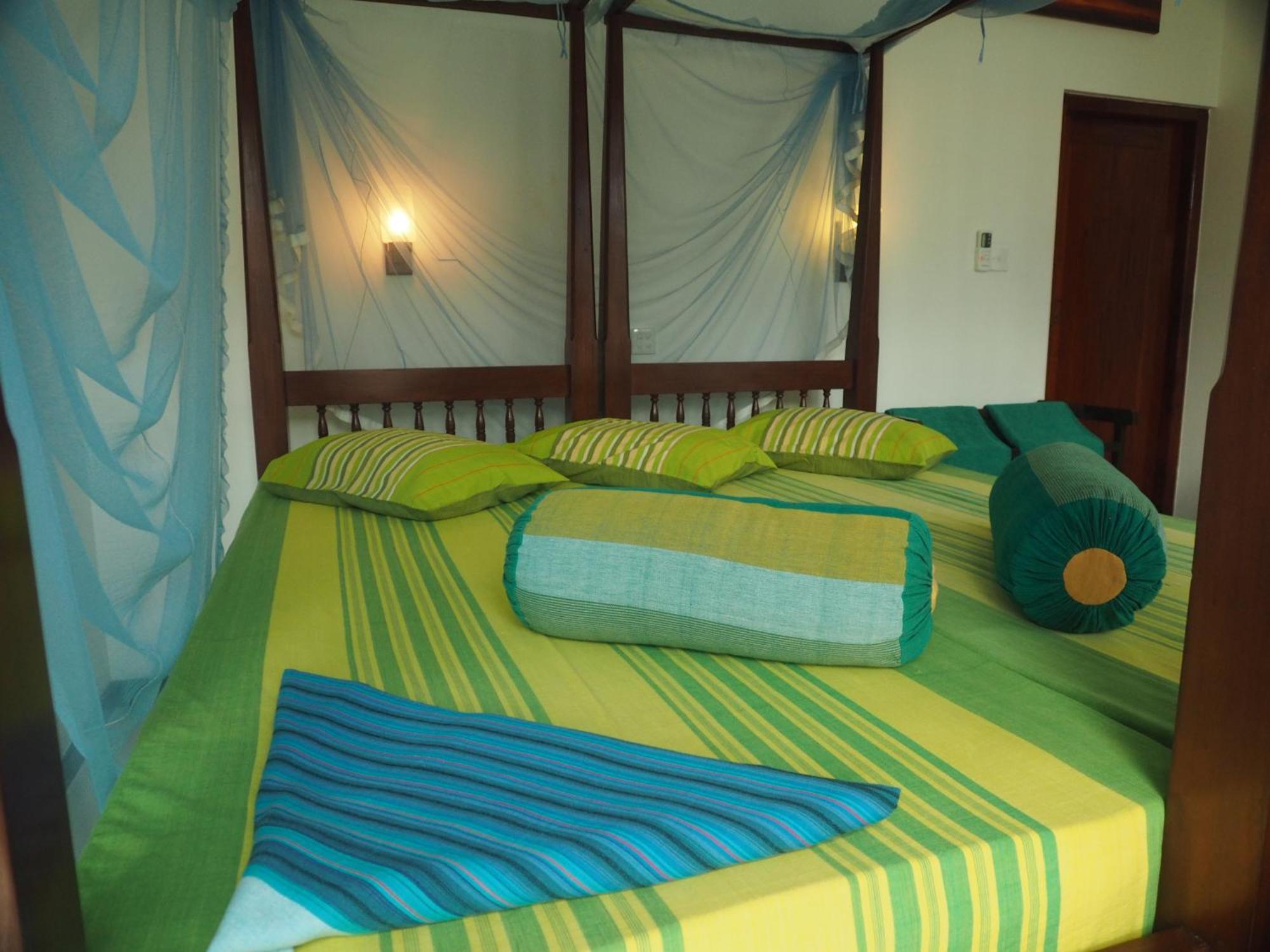 Main Reef Guest House Hikkaduwa Exterior photo
